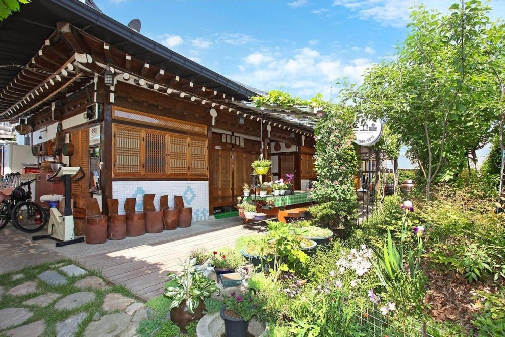 Jeonju Ongoeul Hanok Stay - B&B Jeonju