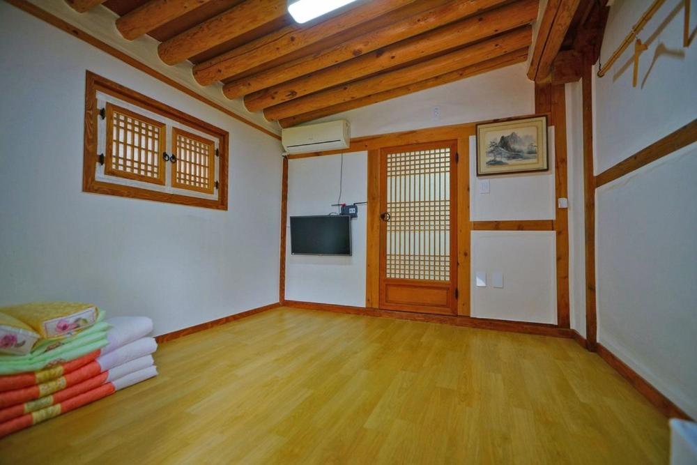 Double Room 2