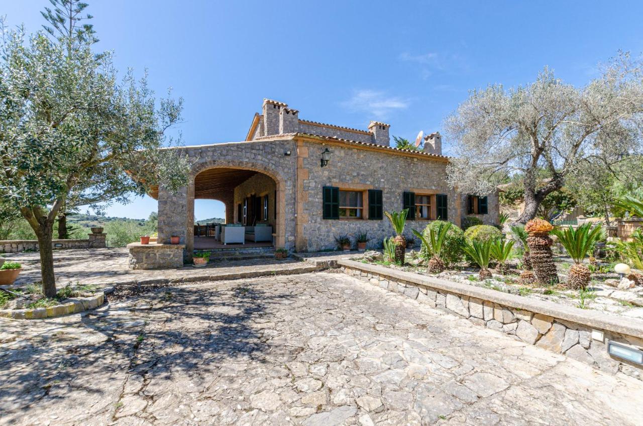 Yourhouse Pou Colomer Villa - B&B Sant Llorenç des Cardassar