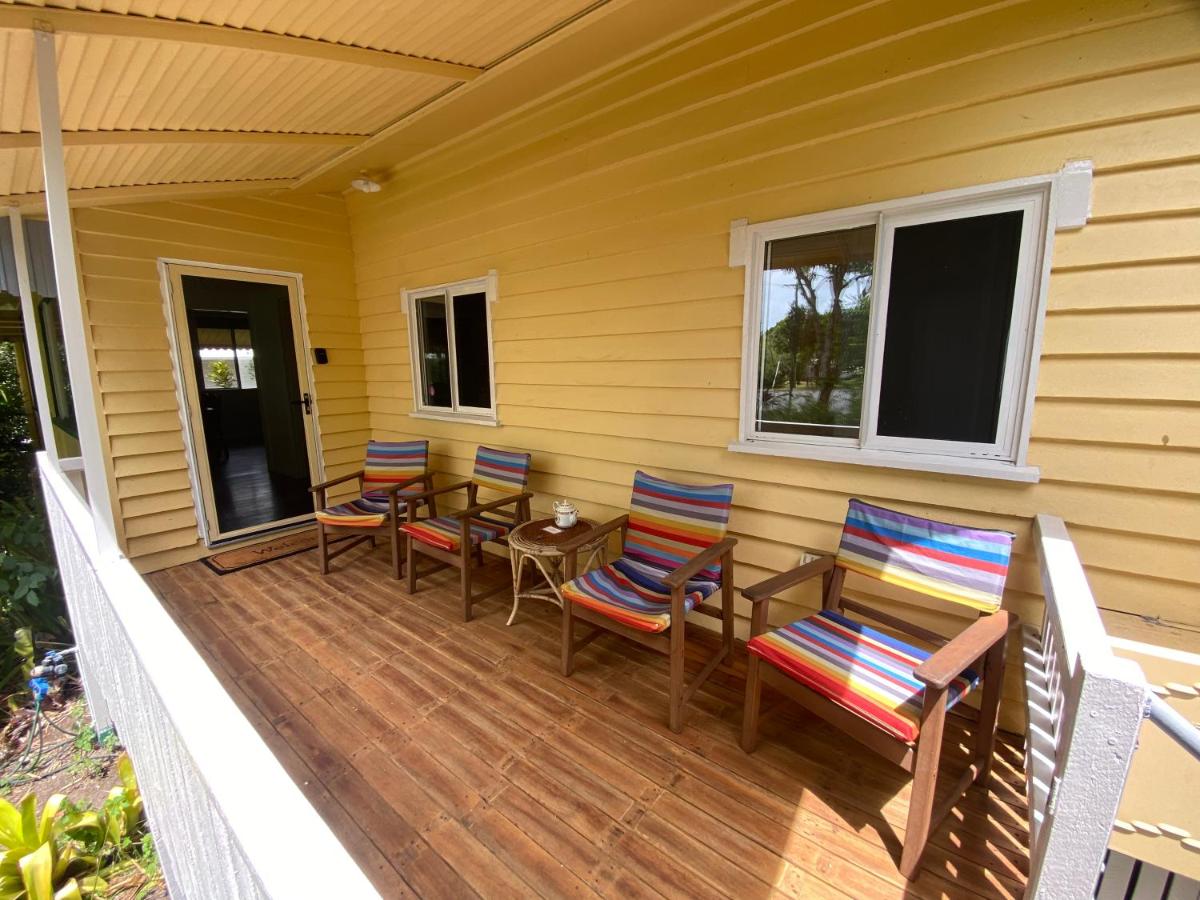 Beach side, air conditioned, 3 bedroom cottage - B&B