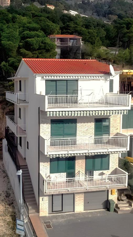 Apartmani Brela 18 - Bed and Breakfast Brela