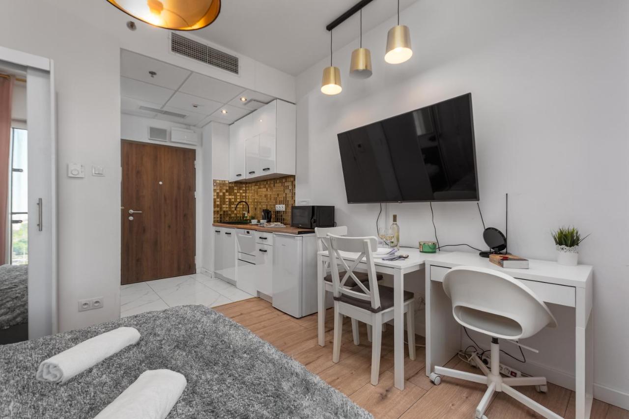 Kasprzaka 29 E-J by Homeprime - Chambres d'hôtes Varsovie