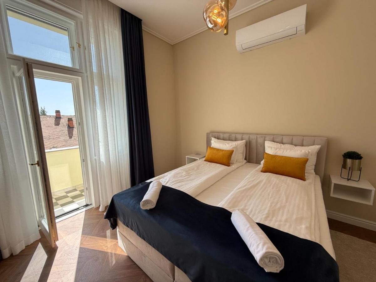 Downtown Superior Bestern - B&B Szeged