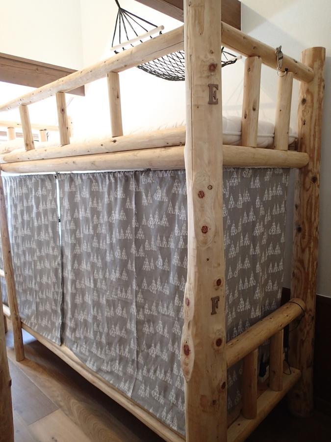 Economy Quadruple Room with Shared Bathroom