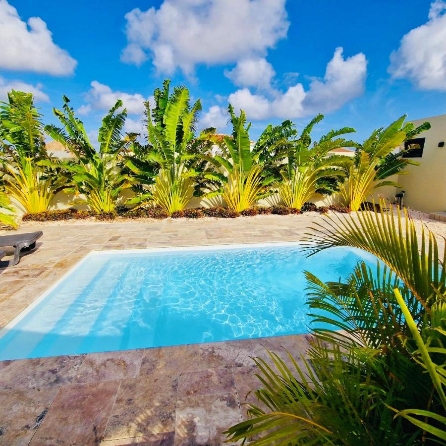 Villa Cabana Mambo Beach - B&B Willemstad