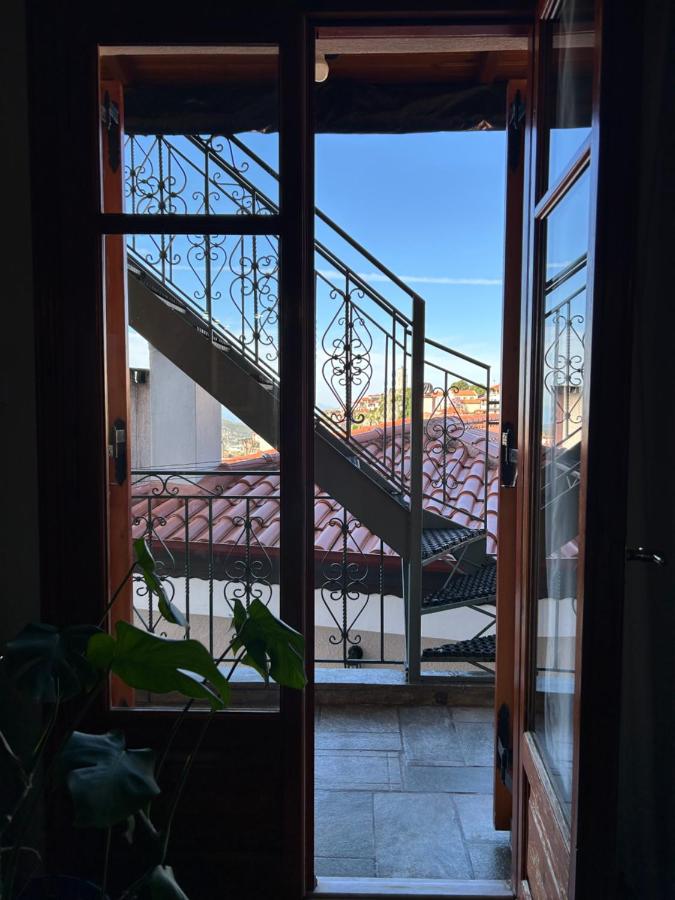 Guesthouse Doma est 1991 - Ferienwohnung Aráchova