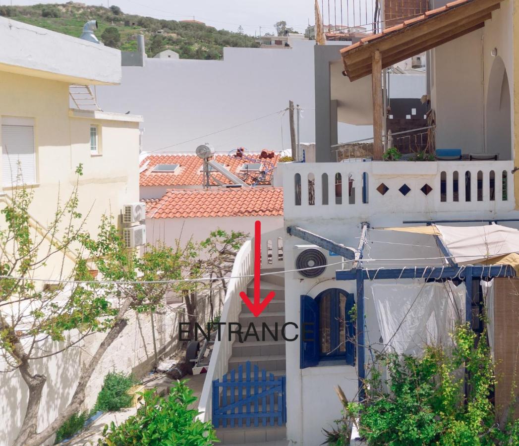 ARETOUSA Seafront House - B&B