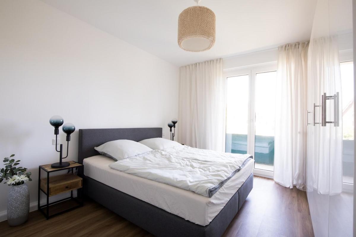 Helle moderne Wohnung - B&B