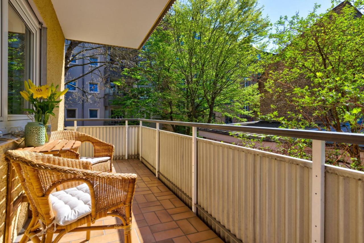 Home by Doni I Zentral I Parkplatz I Balkon l 4 PAX - Chambres d'hôtes Wiesbaden