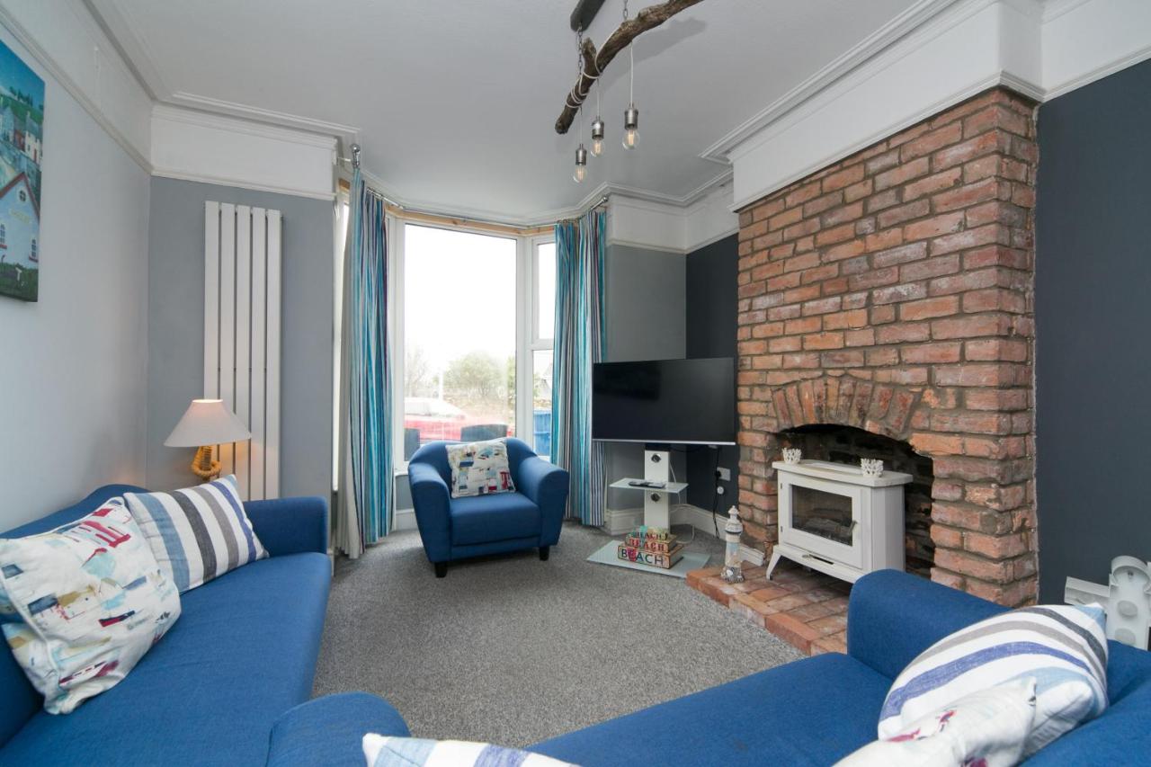 6 Afallon, Beachside holiday house - Ferienwohnung
