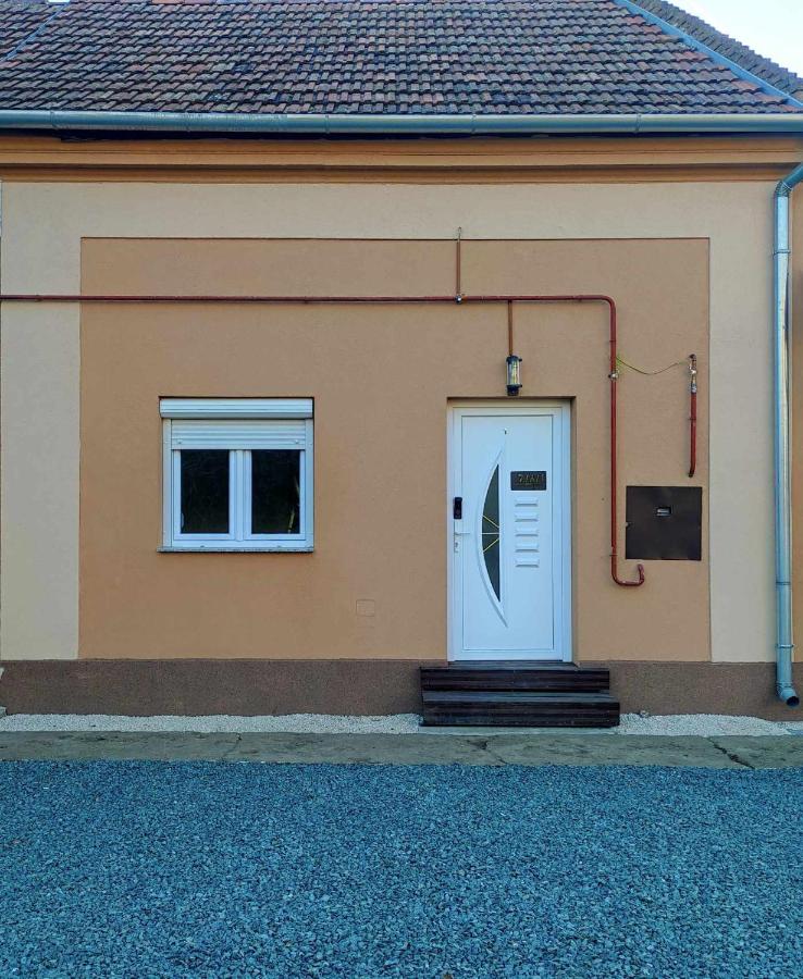 ÉnIdőm Orosháza - Bed and Breakfast Orosháza