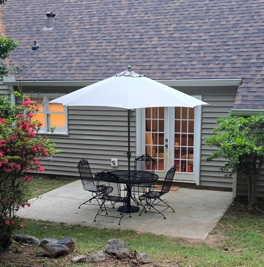 Metro Atlanta 3bed 2 Bath House - B&B Stone Mountain