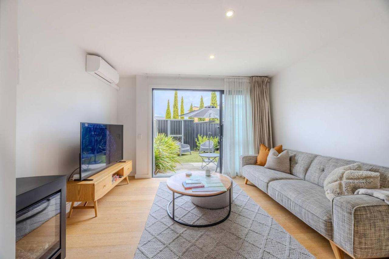 Wanaka Riverside Apartment - B&B Albert Town