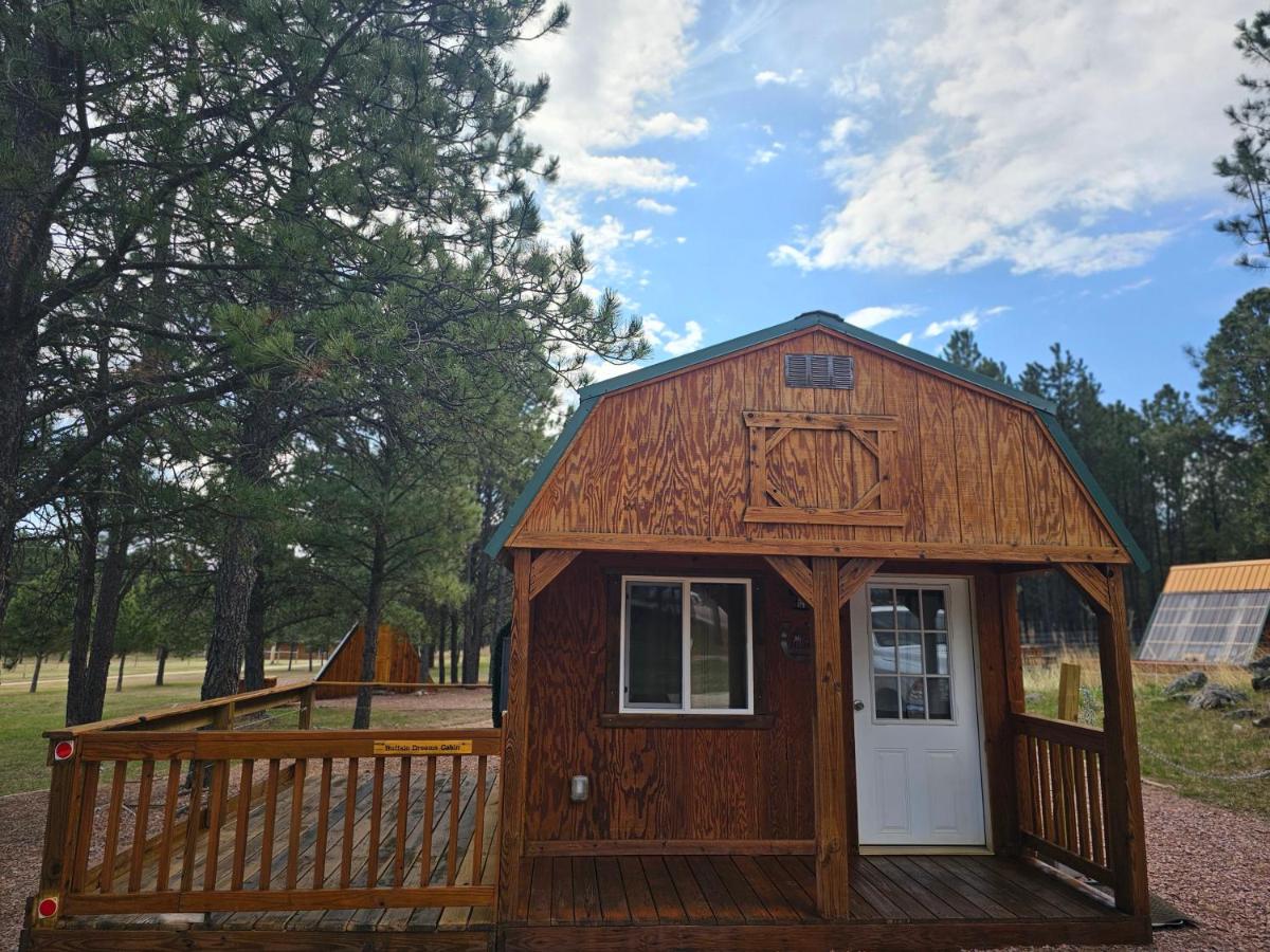 Dakota Dream Cabins - B&B