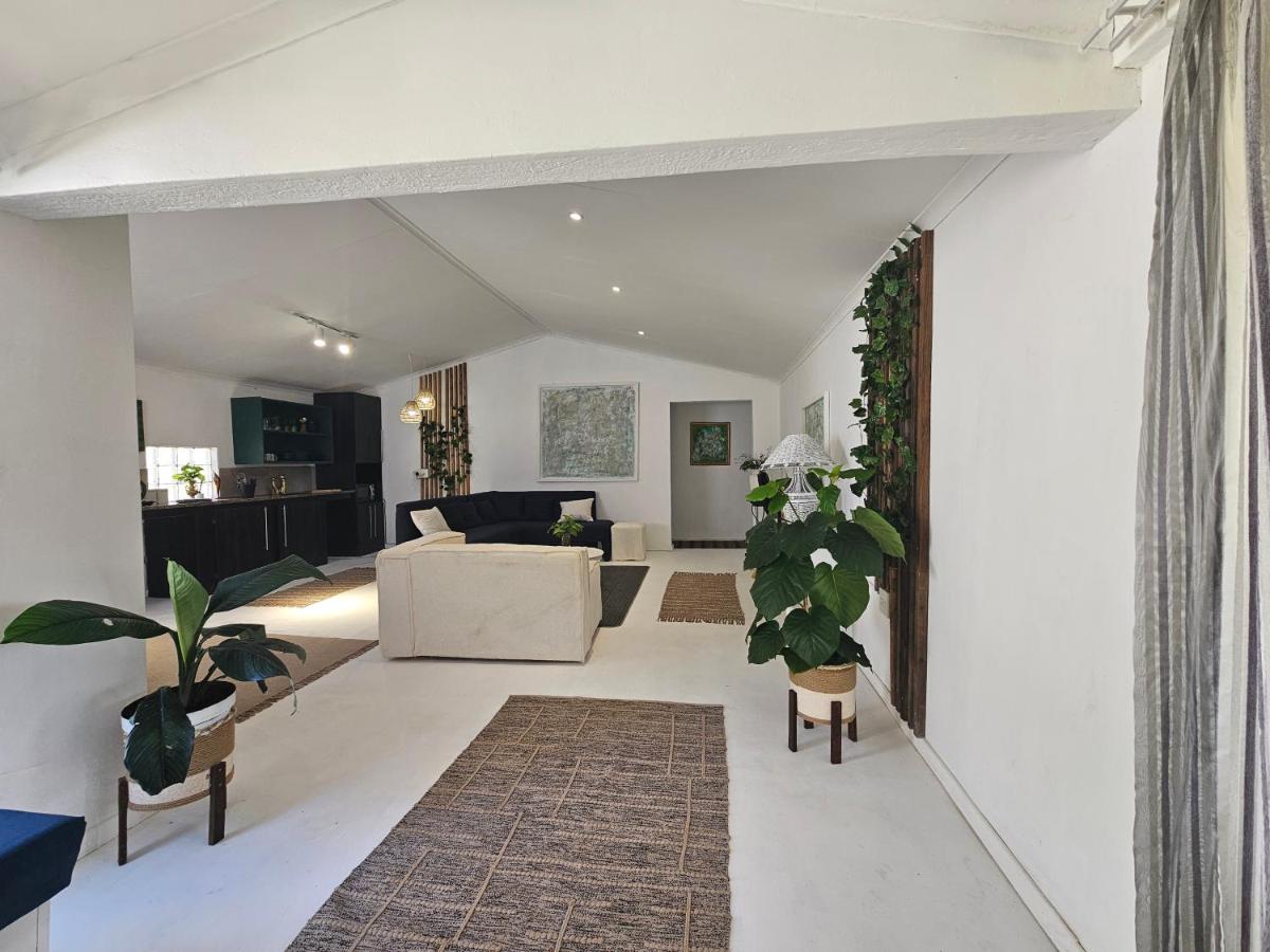 Three-Bedroom Holiday Home
