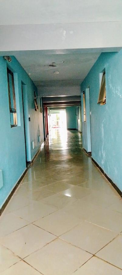 Shanzu Cool Studio Apartment Mombasa - B&B