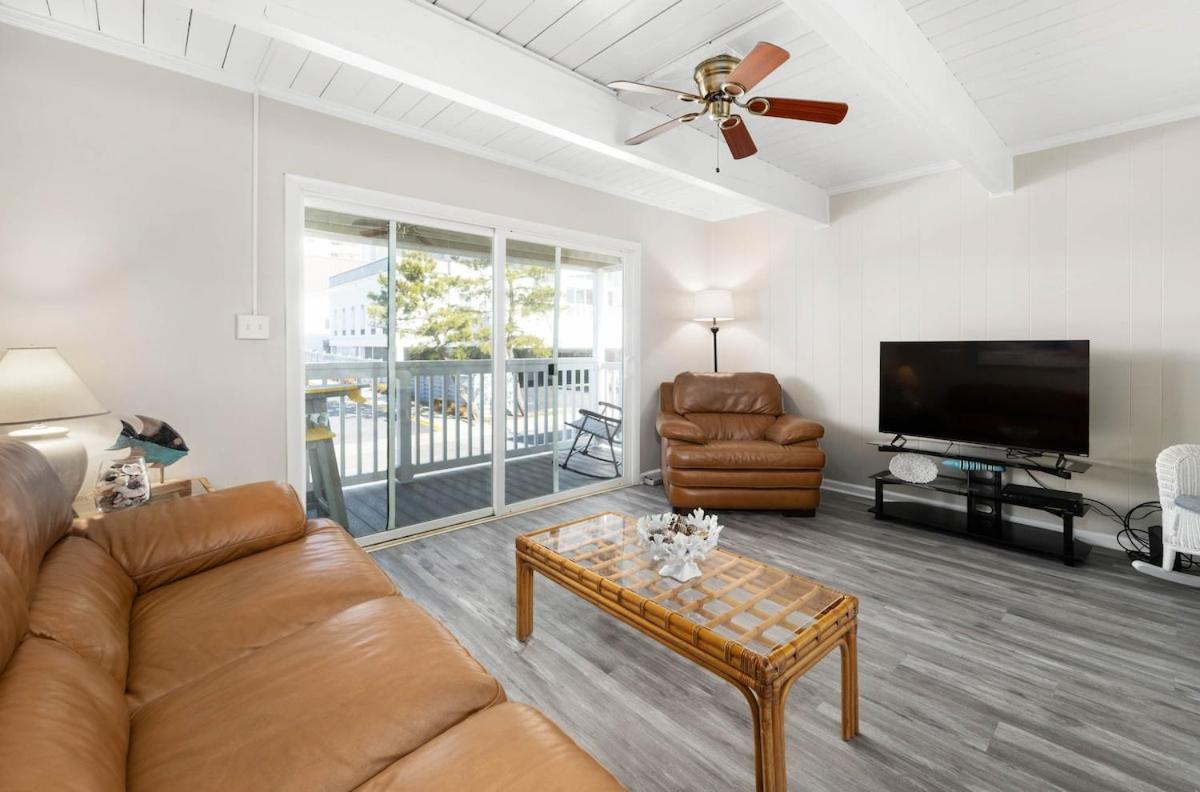 Waldorf 8 - Waveside - B&B Ocean City