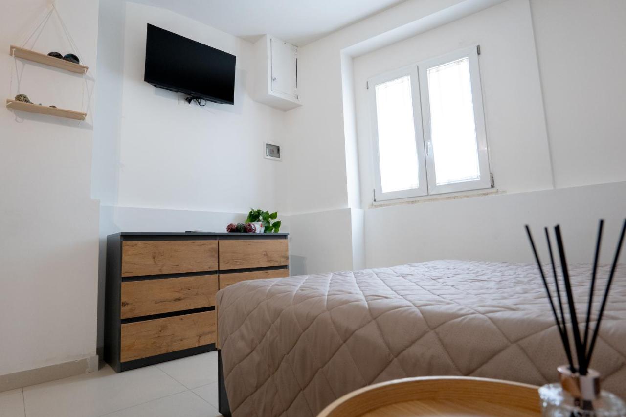 Antonelli Apartment - Chambres d’hôtes Terracina