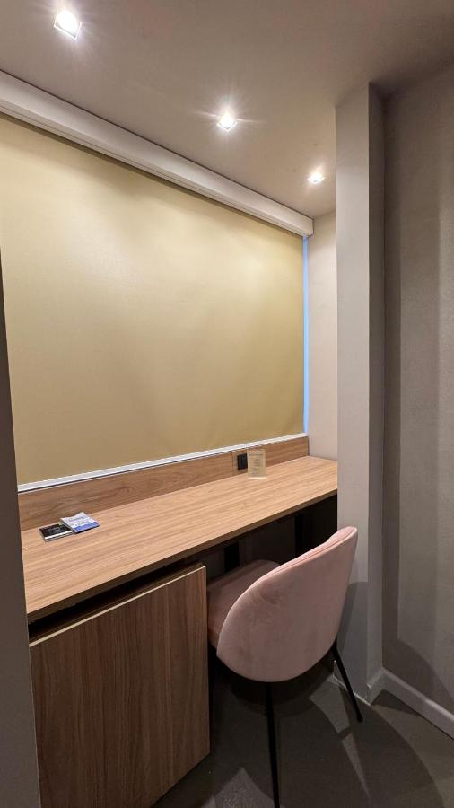 Tropicana Room - B&B Caserta