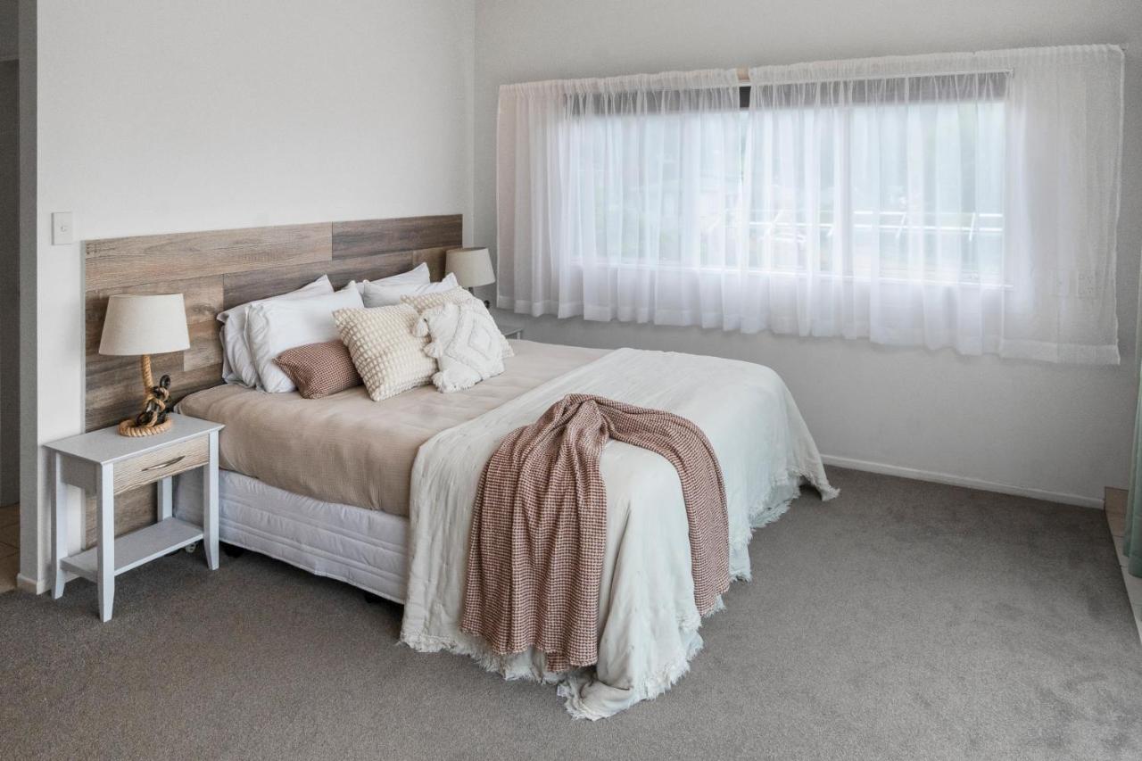 Sea View Studio with Spa