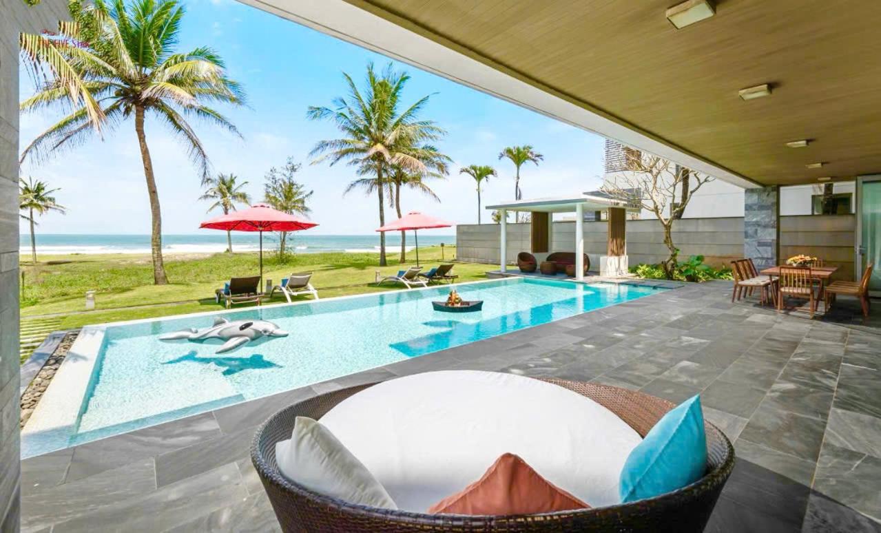 Villa with Sea View