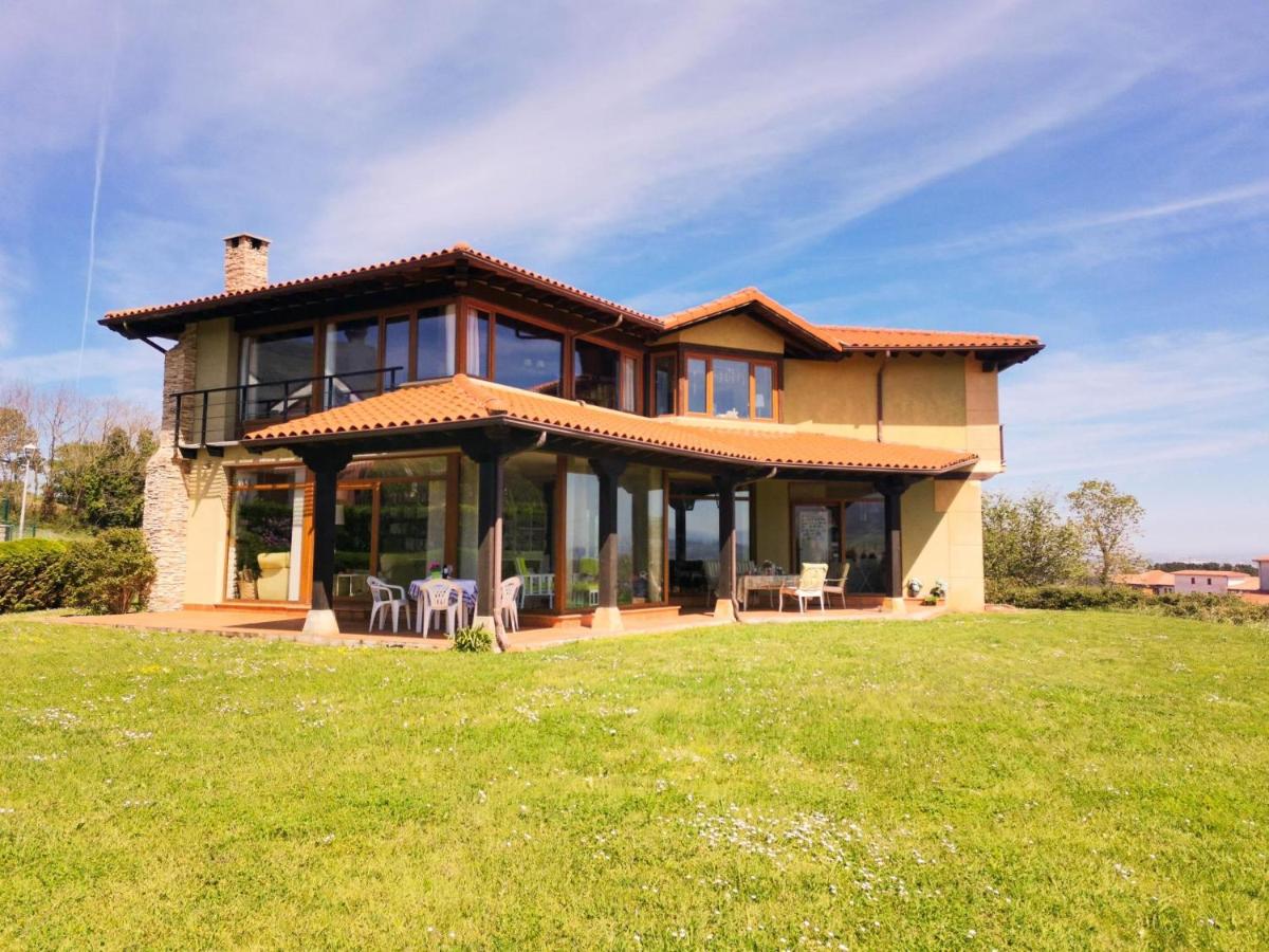 Magnifica casa con increíbles vistas - Bed and Breakfast Liencres