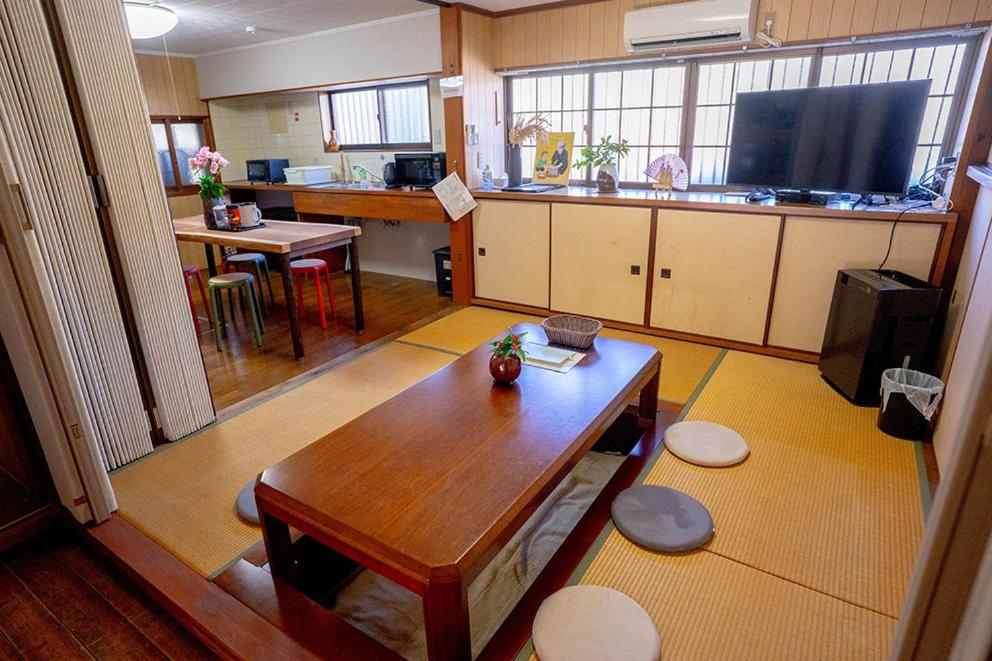 Economy Twin Room
