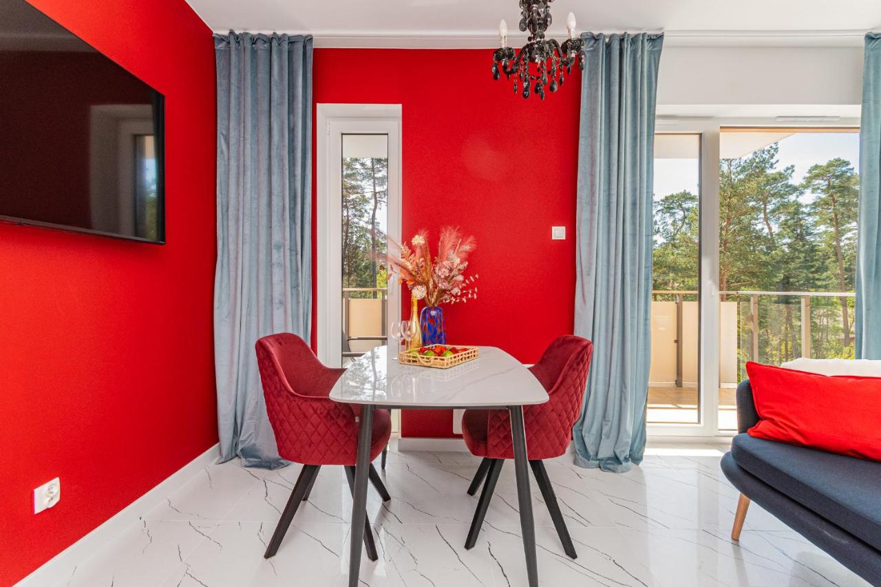 APARTAMENTY MIERZEJA - Apartament Zmysłów z prywatnym Jacuzzi tylko dla Dorosłych, 500 m od plaży, Stegna Park II, bezpłatny meleks - B&B