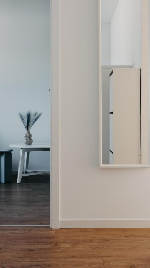 Mieszczańska 46 - Nowoczesny apartament z 2 sypialniami - taras, parking, centrum - Fair Rentals - Ferienwohnung Wroclaw