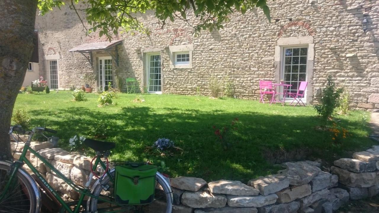 La Grange de Moisey - Bed and Breakfast