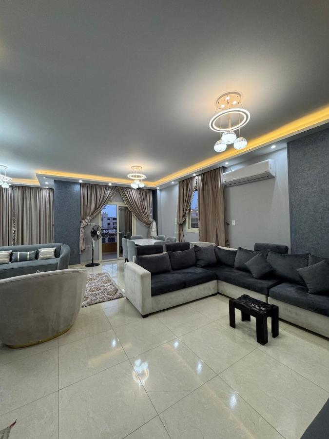 Quiet Apartment in Sheikh Zayed Near Top Malls - B&B