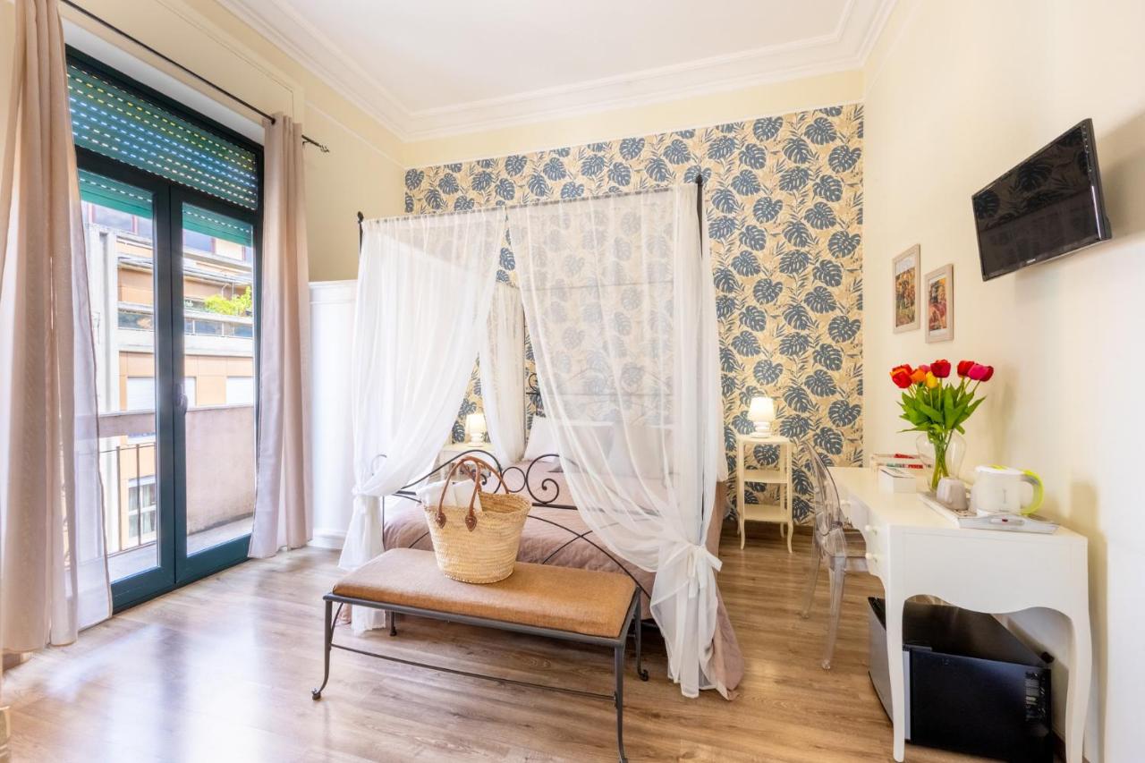 Superior Double Room with Balcony