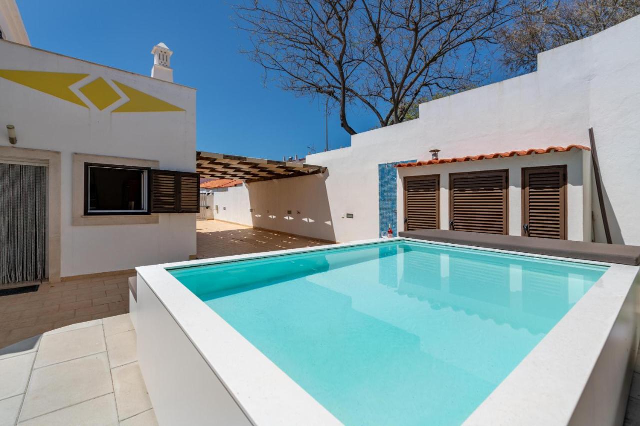 Villa Ancora - Nex to the Beach - Parking - Swimming Pool - BY BEDZY - B&B