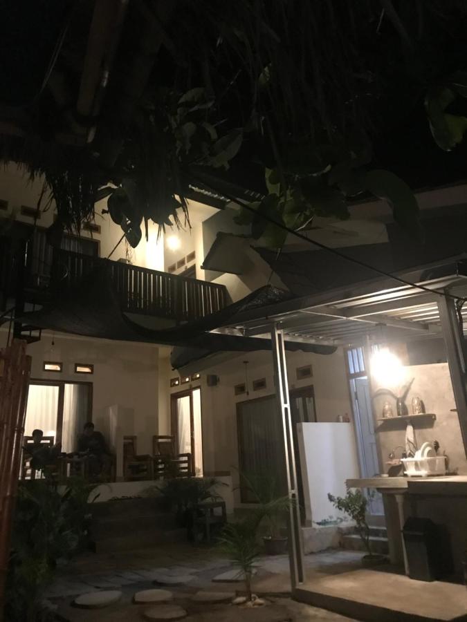 sunshine Homestay - Chambres d’hôtes Katilampak