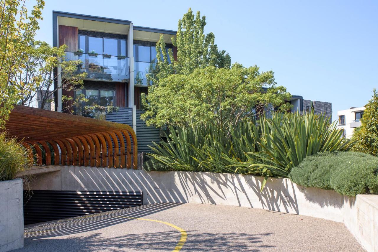 Cosmo Stays- Penthouse with Incredible City View - Bed and Breakfast Melbourne