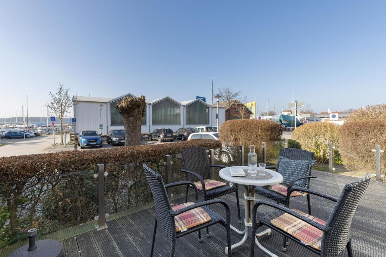 Hafen 13 Hafenblick 1 - B&B