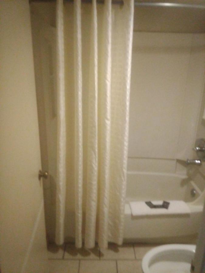 King Bed Hotel Studio 131 - B&B Livingston