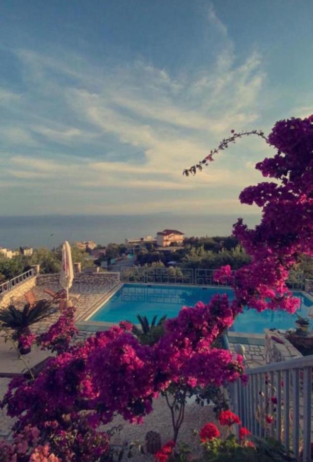 Privat Garden Villa - B&B