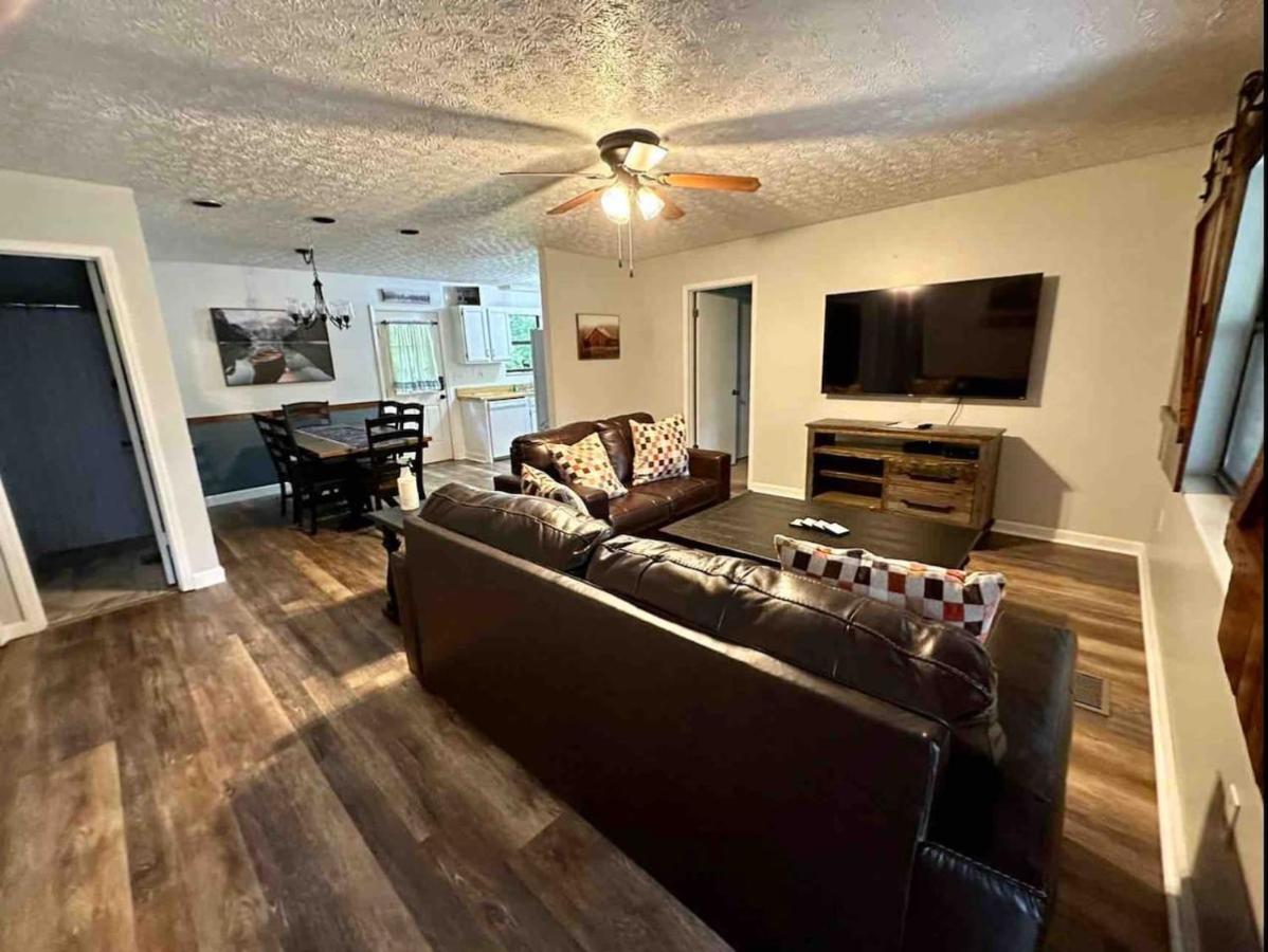 Kicback Shack - near Forge - B&B Sevierville