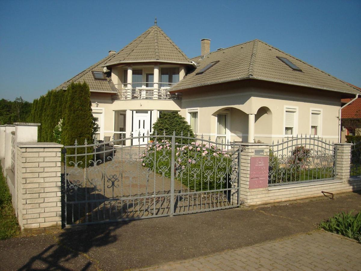 Fortuna Apartman - B&B