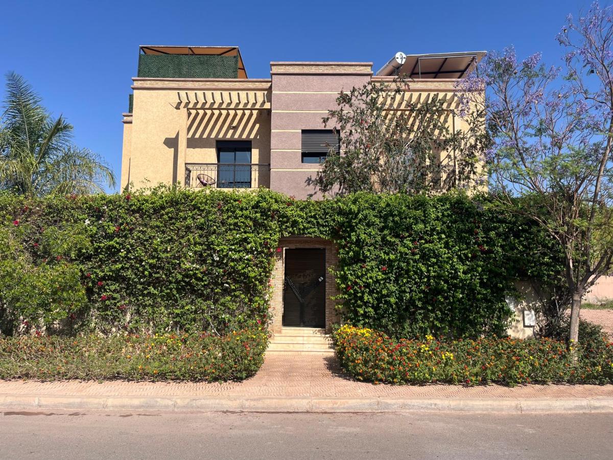 Marrakech le joyau villa piscine privée jardin - B&B Marrakesh