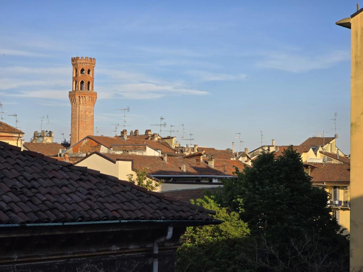 Appartamento Galileo Ferraris, - B&B