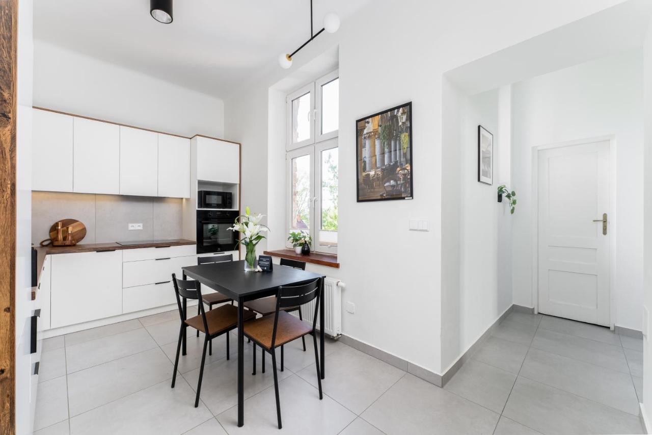 Malila Premium Apartments Cracow Rynek Dębnicki 8 - B&B