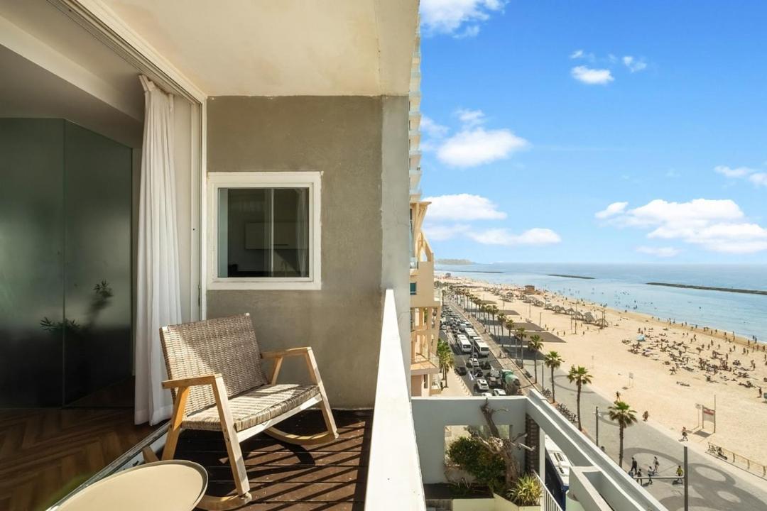 Appartement met 2 Slaapkamers, Balkon en Uitzicht op Zee