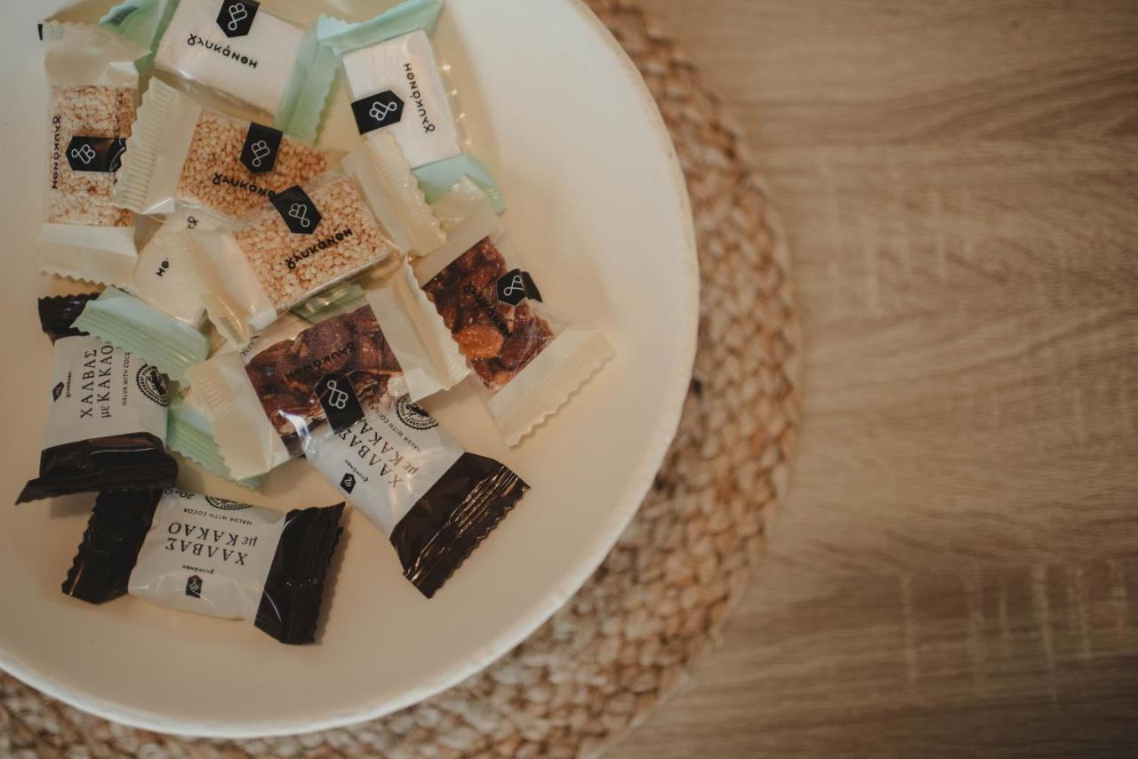 Theros - B&B Kárystos