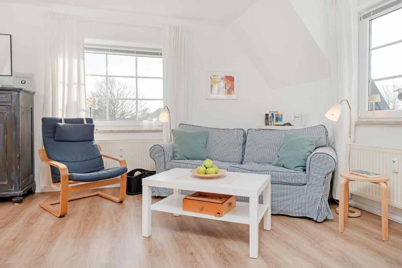 Fliedergang 10 Strandblume - Ferienwohnung Schönberger Strand