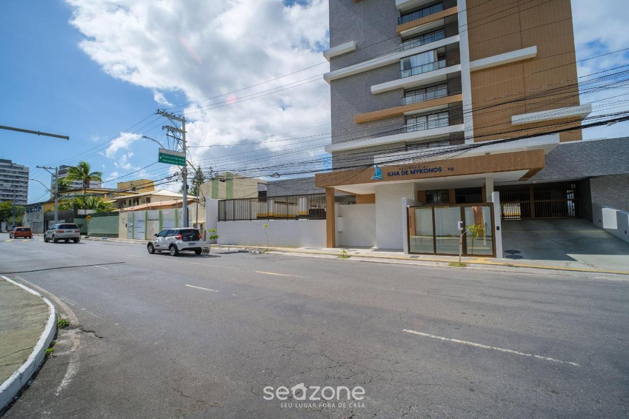 Hospede-se a passos da praia de Itapuã, com piscina e academia - RGF - B&B Salvador