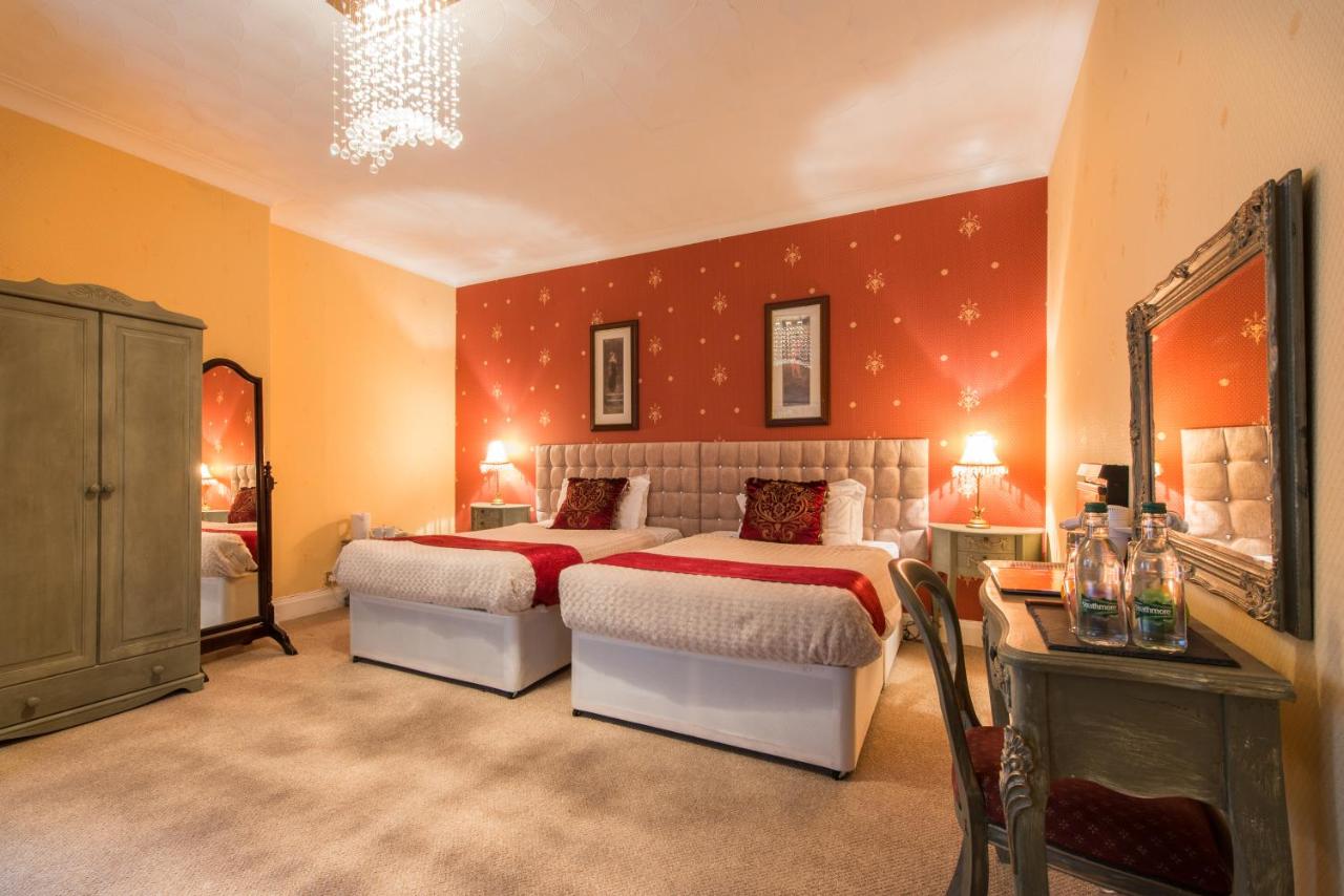Großes Zweibettzimmer