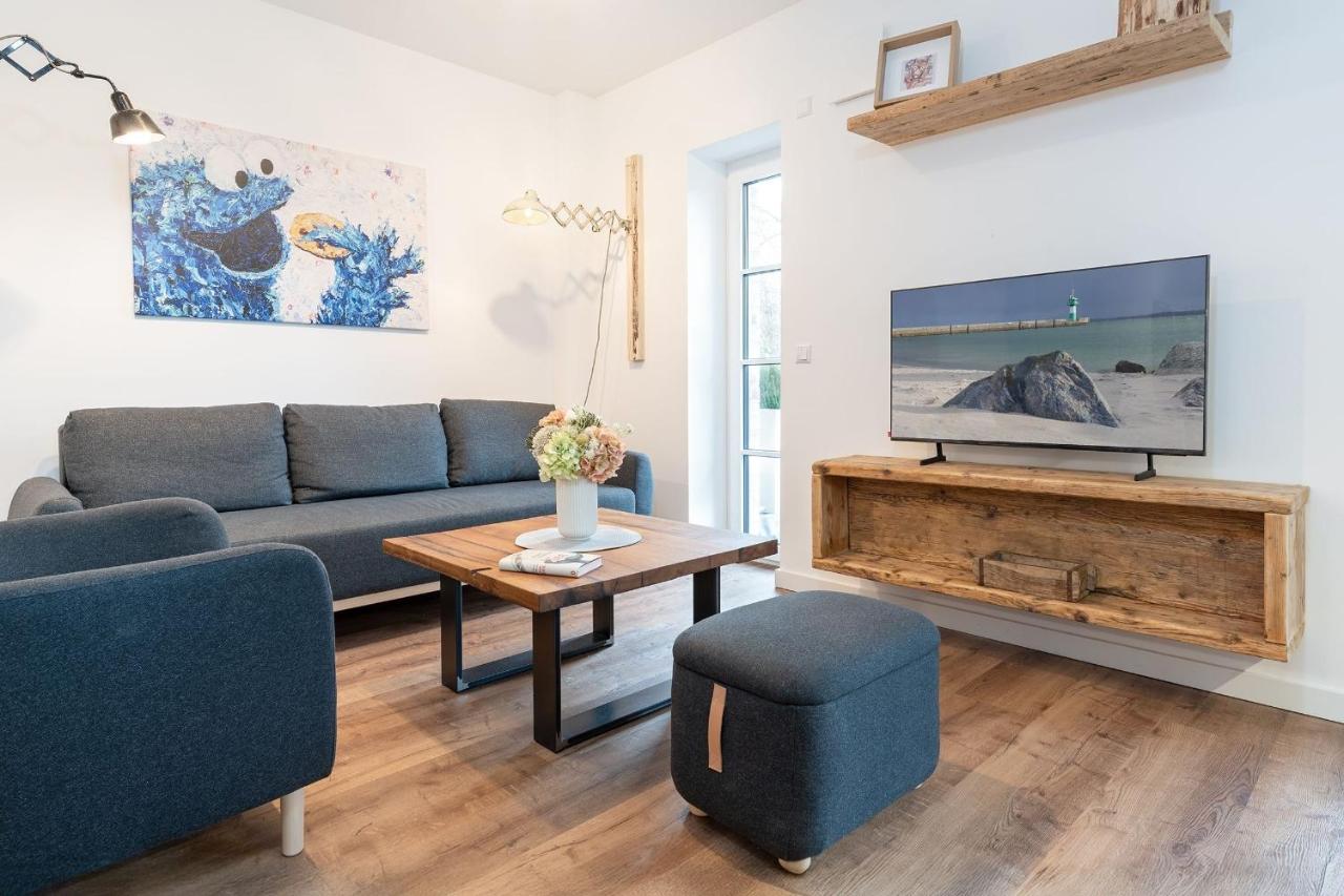 Am Feldweg 8 Lüttn Kombüse - B&B