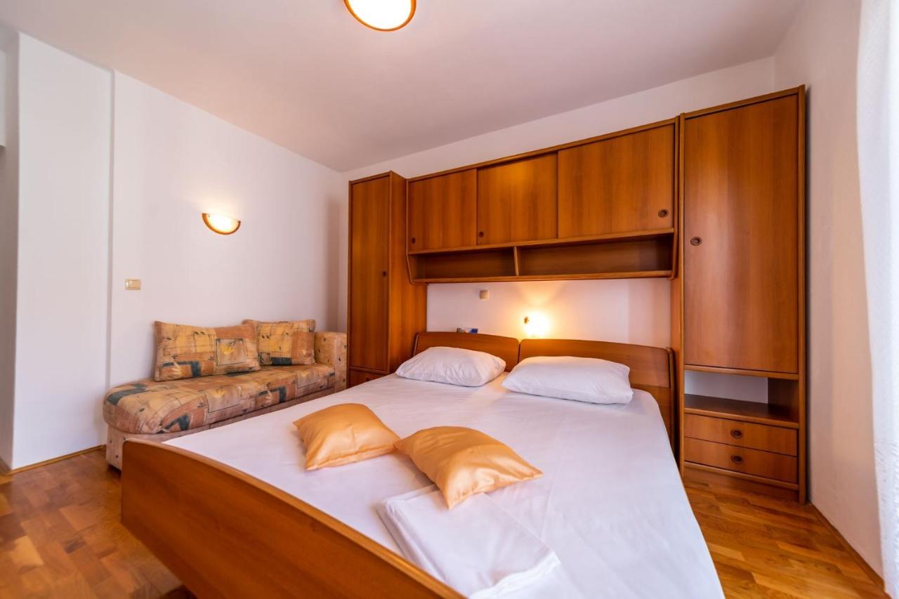 Two-Bedroom Apartment with Terrace and Sea View